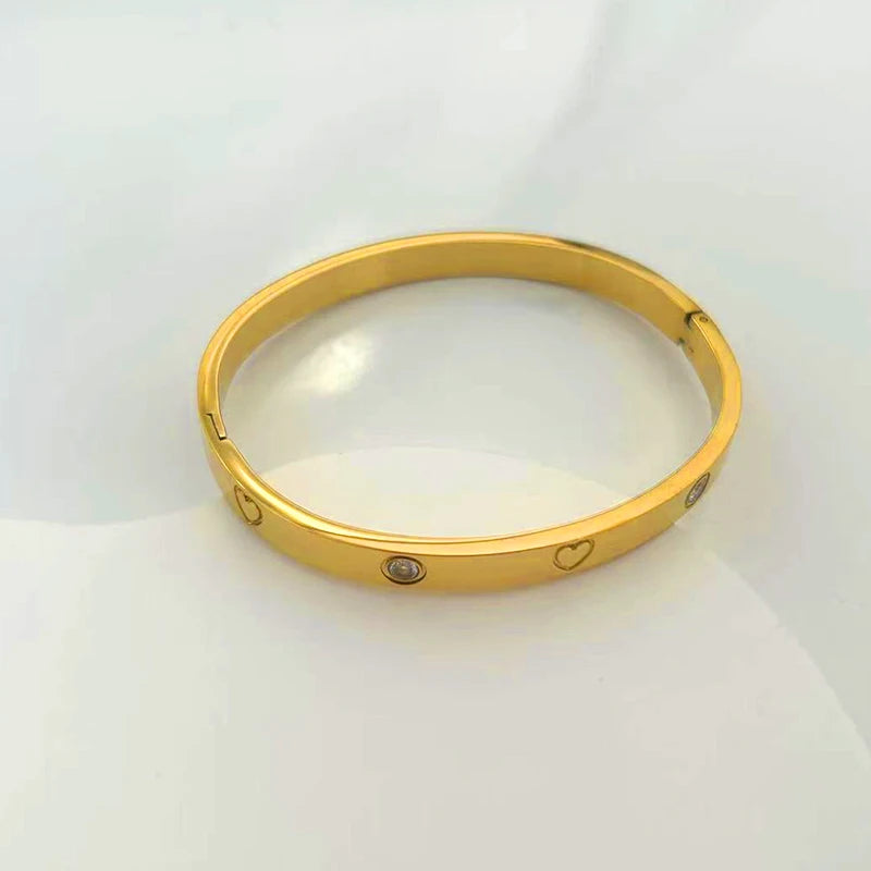 Heart Zircon Stainless Steel Bangle Bracelet – Unisex Gift